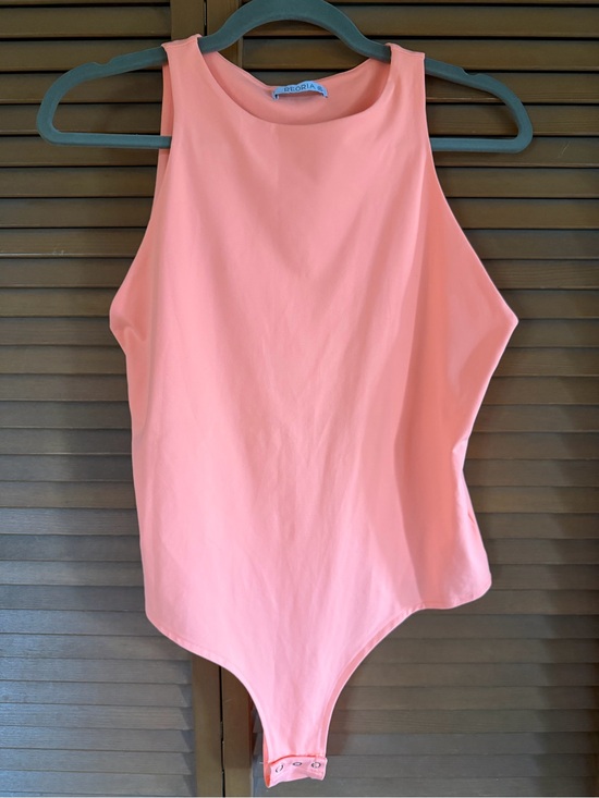 ReoRia Tops - ReoRia Coral Pink Sleeveless High-Neck Bodysuit